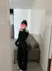 Camiseta Sexy de Manga Corta con Corte de Lazo y Huecos Diseño de Verano para Mujer Pantalones Casuales de Cintura Alta Ligeramente Acampanados Color Contrastante Traje de Dos Piezas