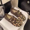 Zapatos de mujer de estilo coreano, modernos, ligeros y a la moda, para combinar con faldas, nuevos zapatos Mary Jane con estampado de leopardo versátiles para otoño e invierno de 2026