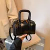 Bolso Pequeño Vintage de Cuero Aceitoso Texturizado Transfronterizo Nuevo Modelo 2025 Bolso Cruzado Versátil para Mujer Bolso de Mano Súper Popular Bolso de Hombro