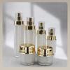 Botellas de Set de Productos para el Cuidado de la Piel de Acrílico Blanco Dorado de Fábrica Fuente Yinxi, Botellas para Loción, Botellas para Crema, en Stock y Personalizables