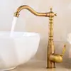 Grifo antiguo de cobre para lavabo caliente y frío, porcelana azul y blanca, estilo retro europeo, de un solo agujero, giratorio para cocina