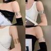 Pulseira Aberta de Múltiplas Camadas Transfronteiriça Europeia e Americana Pulseira Simples de Nicho de Alta Qualidade Joia de Mão da Moda com Personalidade e Temperamento para Mulheres