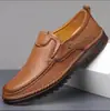 Zapatos de Cuero Venta al por Mayor Transfronteriza Zapatos Casuales Simples Zapatos de Cuero Perezosos de un Solo Paso Versátiles Ligeros Cómodos Zapatos de Cuero Ligeros para Hombre
