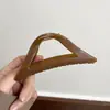 Corea del Sur Accesorios para el Cabello Acrílico Elegante Triángulo Hueco Clip Grande para Agarrar Simple Exquisito Pasador para el Cabello Agarre para el Cabello Resina Clip para Cola de Caballo