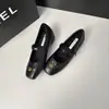 Zapatos Mary Jane Cuadrados Acolchados de Flor de Camelia que Aumentan la Altura 5 cm para Mujer, Nuevos Zapatos de Correa Única Color-Bloque Estilo Francés 2025
