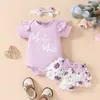 Conjunto de Tres Piezas para Bebé Niña de Verano Nuevo de Comercio Exterior Europeo y Americano con Estampado de Letras, Top de Manga Corta, Bolso con Lazo y Flor, Pantalones Cortos de Pipi