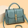 Bolsa Feminina 2023 Nova Moda Vintage Bolsa de Ombro Couro Macio Mão de Meia-Idade Bolsa Crossbody Bolsa Feminina Atacado Moderno