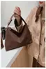 Bolsa de Mão Retro Fosca de Alta Qualidade, Design de Nicho, Bolsa Transversal Clássica e Atmosférica, Bolsa de Ombro Simples e Moderna