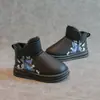 Botas de Nieve para Niños 2026 Otoño Nuevo Dibujos Animados Más Terciopelo Engrosado Zapatos de Algodón para Bebé Niños y Niñas Antideslizantes Cálidos Botines Cortos