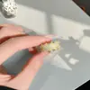 Anel Aberto de Zircônia de Luxo Exclusivo de Alto Padrão com Pétalas Delicadas, Anel Elegante e Delicado com Céu Estrelado Microincrustado