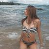 Maiô para Mulheres Estilo Europeu e Americano Sexy Sexy Retrô Listras Pretas e Brancas Tubinho para Seios Pequenos Maiô Dividido Biquíni Bikin