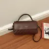 Bolso pequeño retro para mujer, nuevo bolso de hombro cruzado de moda para principios de otoño de 2026, bolso de mano cuadrado pequeño versátil para mujer
