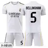 Conjunto de Uniforme de Fútbol Camiseta del Real Madrid Cristiano Ronaldo No. 7 Mbappe Uniforme Deportivo de Competición de Entrenamiento para Casa y Fuera para Hombres, Mujeres y Niños