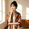 Pañuelo Cuadrado Estampado de Imitación Seda de Lujo Ligero Vintage, Pañuelo de Seda Versátil Estilo Coreano para Mujer, Chal para Viaje y Vacaciones en Habitación con Aire Acondicionado