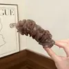 Pinza de plátano dulce de lunares estilo coreano para mujer, nuevo modelo 2026, pinza vertical de alta gama para la parte posterior de la cabeza, pinza de pelo de moda, accesorio para el cabello