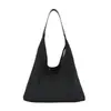 2026 Nova Bolsa Tote de Grande Capacidade para o Dia a Dia para Mulheres, Versão Coreana, Bolsa de Mão Fashion Minimalista Listrada de Ombro Cruzado