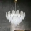 Araña de cristal con plumas estilo francés, iluminación de lujo ligero para sala de estar y dormitorio, iluminación hecha a medida para casas modelo dúplex de villas
