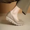 Zapatos de mujer de cuero suave estilo francés, modelo nuevo de otoño 2026, boca poco profunda, suela blanda, cómodos zapatos casuales sin cordones para mujer