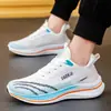 Transfronterizo Tallas Grandes 36-47 Primavera Verano Nuevos Zapatos de Hombre Zapatillas Deportivas Tendencia de Moda Suela Suave Transpirables Zapatillas para Correr Zapatos de Hombre