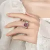 Anillo de Inlay de Cobre Directo de Fábrica Piedra de Color Peridoto Zircón Corte Rosa Moderno Versátil Nicho Estilo Femenino En Stock Al Por Mayor