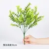 Plantas artificiais, plantas verdes de plástico transfronteiriças, arranjos de flores para cercas externas, pequenas plantas decorativas em vasos, grama para decorações de casamento e grama de pinho