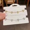 Pulsera cruzada única y elegante, versátil, de diamantes completos superbrillantes, con un diseño minimalista y lujoso, joyería al por mayor