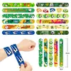 Decorações de Festa Temáticas da Copa do Mundo Mais Vendidas da Amazon: Pulseiras de Medalha de Futebol, Cadernos, Chaveiros, Apitos
