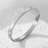 Pulsera transfronteriza nueva de acero de titanio creativa simple corrosión figura geométrica patrón de cuadrícula hebilla pulsera de pareja decoración de acero inoxidable