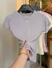 Camiseta Amarilla de Alta Gama, Estilo Nuevo, Cuello Redondo, Manga Corta para Mujer, Versión Coreana, Corte Ajustado, Top Elegante para Llevar Debajo, Moderno