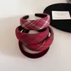 Diadema de Esponja de Ala Ancha a Cuadros Rojos de Alta Gama para Otoño e Invierno, Diadema de Pelo Versátil Retro de Alta Presión, Pasador, Accesorios para el Cabello