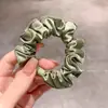 Nuevas scrunchies de alta gama, color sólido, alta elasticidad, que no dañan el cabello, perfectas para coletas y chongos, accesorios para el cabello simples y elegantes para el uso diario