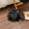 2026 Nova Moda Bolsa de Noite Moderna para o Dia a Dia Bolsa Pequena Transversal Exquisita para Mulheres Bolsa Preta Elegante com Corrente para o Dia a Dia