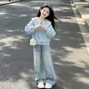 Roupa de Primavera para Meninas Estilo Coreano Moda Infantil Estilosa Tendência 2026 Nova Primavera/Outono Crianças de Meia-idade a Mais Velhas Moletom Jeans