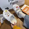 Sandalias zuecos para mujer ins antideslizantes 2022 nuevo estilo sandalias de media pantufla de punta cerrada para playa estilo perezoso para uso exterior en verano para mujer