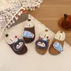 Diadema y Pantuflas Lindas de Dibujos Animados de Pingüino y Pececito Estilo Coreano para Niños 2026 Otoño/Invierno Nuevas Pantuflas de Algodón con Felpa para Exteriores para Niñas