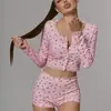Conjunto Casual Cómodo de Dos Piezas para Mujer con Top de Manga Larga y Shorts con Retazos de Encaje, Pijama de Casa Medio Terciopelo para Mujer