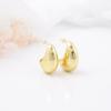 Aretes Transfronterizos Europeos y Americanos de Cobre Semicirculares en Forma de C Huecos Irregulares en Esfera Moda Femenina Personalizados Aretes de Perlas en Forma de n Accesorios