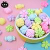 Lindo corazón de niña bola de lana caramelo diy aretes accesorios pegatina para refrigerador caja de papelería accesorios de joyería de resina