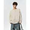Nova Camiseta de Manga Longa Henley Colorida Arco-Íris de Outono Design Sense Preguiçoso Solto Casual Pulôver Masculino.