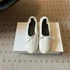 2026 Primavera/Outono Novos Mocassins Macios de Pele de Cordeiro com Laço Estilo Rolinho de Ovo Confortáveis de Corte Baixo Versáteis Não Cansam os Pés Mocassins com Solado Macio