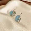 Brincos Esculpidos em Lápis Lazúli, Brincos de Tarraxa em Forma de C com Zircônia em Pino de Prata, Brincos Estilo Palácio Vintage, Brincos Versáteis com Design Único Atacado