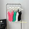Camisole de Cinco Cores com Estampa de Caranguejo Color-Blocking com Bojos, Regata de Verão com Decote V Doce e Picante Sexy Slim-Fit para Mulheres, Adequada para Usar em Camadas ou Sozinha