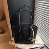 Bolsa Texturizada de Grande Capacidade para Mulheres Nova Coleção Primavera 2025 Bolsa de Ombro Textura Simples Retrô Bolsa Saco para o Dia a Dia
