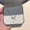 Colar com Laço e Franja para Mulheres, Design de Luxo Leve, Exquisito e Moderno, Corrente para Clavícula com Pingente Versátil de Zircônia Totalmente cravejada