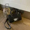 Bolsa de Nicho de Luxo para Mulheres 2025 Nova Camurça Retrô Moda Bolsa de Mão para o Dia a Dia Bolsa de Ombro Único Transversal