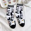 Calcetines de dibujos animados de algodón peinado para niños, bonitos calcetines de tubo medio para mujer, calcetines de moda de dibujos animados, calcetines casuales para hombres y mujeres, venta al por mayor transfronteriza