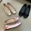 Zapatos de seda bajos con lazo estilo francés Chuyuji para mujer, nuevos zapatos de noche estilo hada de verano 2026, bailarinas
