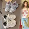 Sapatos para meninos, nova coleção outono 2026, versáteis, casuais, leves, com sola macia, duráveis, respiráveis, para atividades esportivas e de lazer infantis