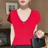 Camiseta feminina plus size lisa, gola V, peça básica para primavera/verão, manga curta, adequada para mães, estilo transfronteiriço, design simples e minimalista, estilo coreano