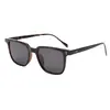 Gafas de Sol Marrones con Marco Negro, Protección UV, Gafas de Sol para Conducir, Montura Cuadrada, Montura Pequeña, Gafas de Sol Modernas y Versátiles